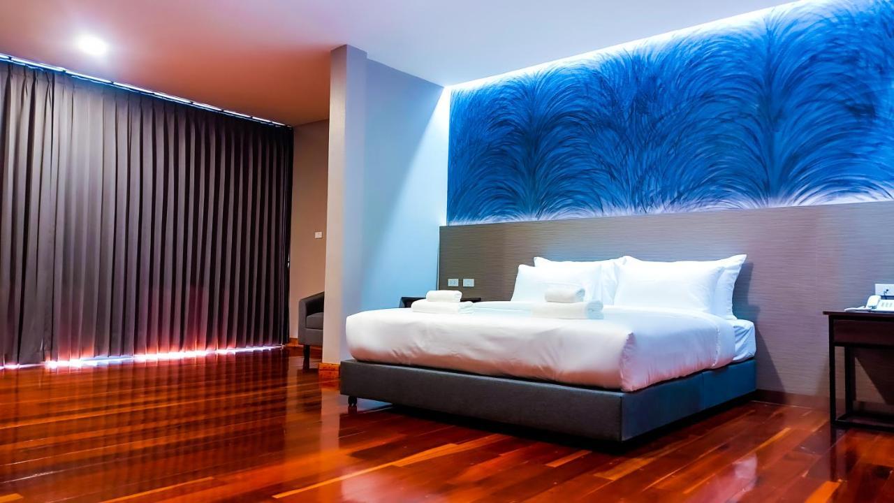 The Riva Vientiane Hotel Exteriör bild