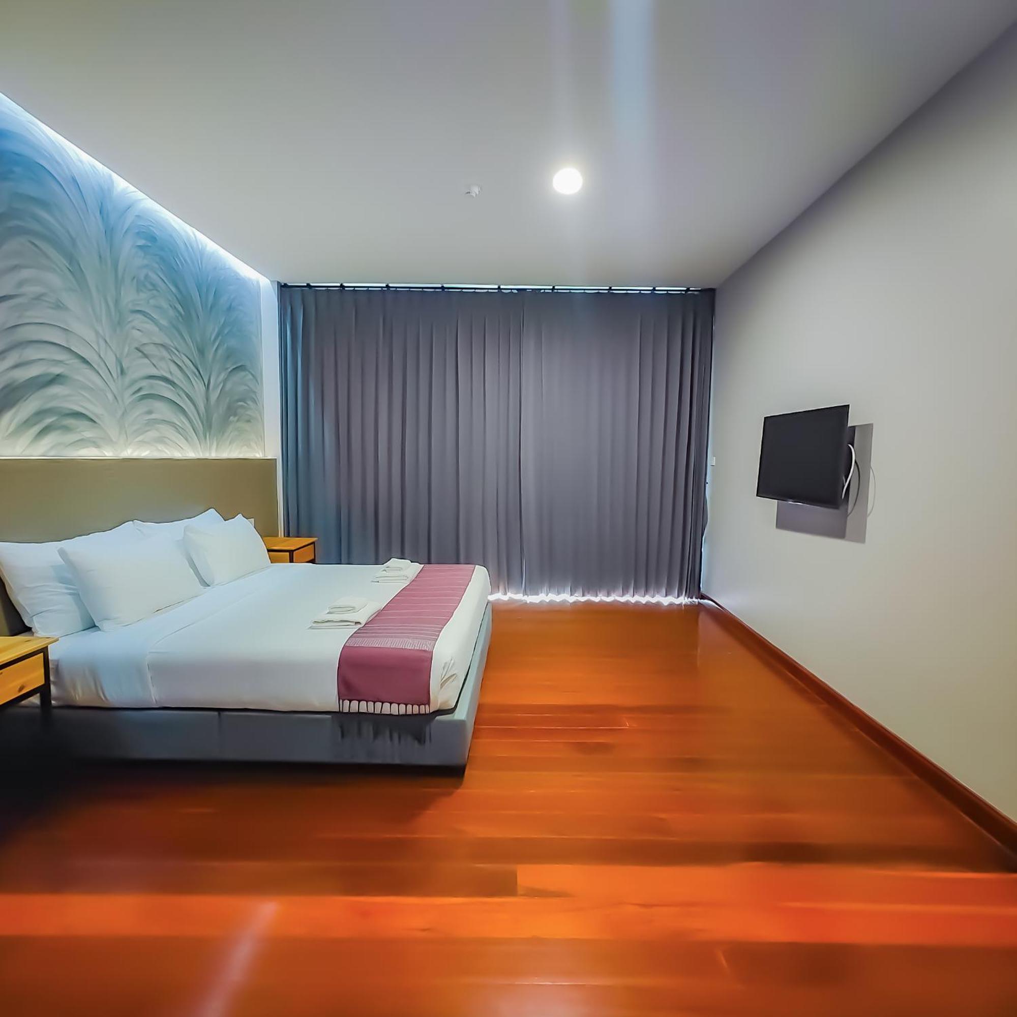 The Riva Vientiane Hotel Exteriör bild